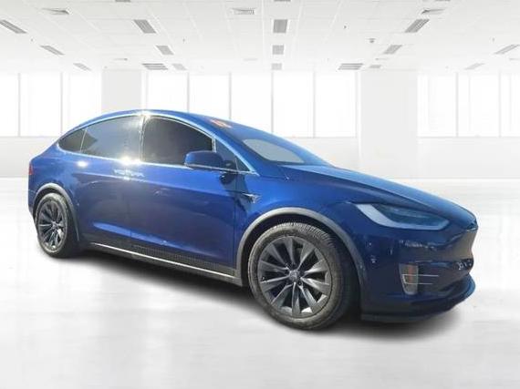 TESLA MODEL X 2018 5YJXCAE20JF123368 image